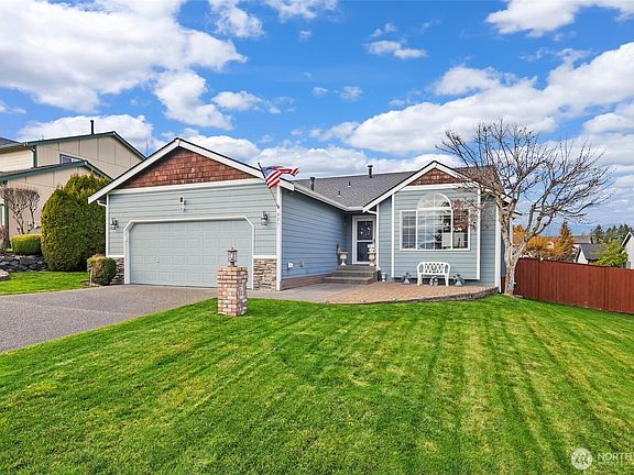 3rd image of 8701 198th Street E