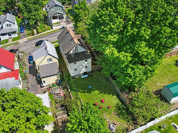 5th image of 154 Saint Charles St