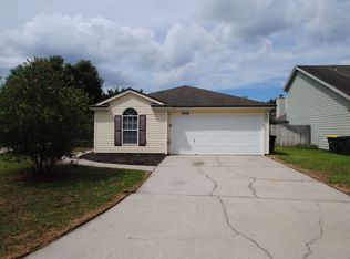 3906 Burning Leaf Ct, Jacksonville, FL 32246