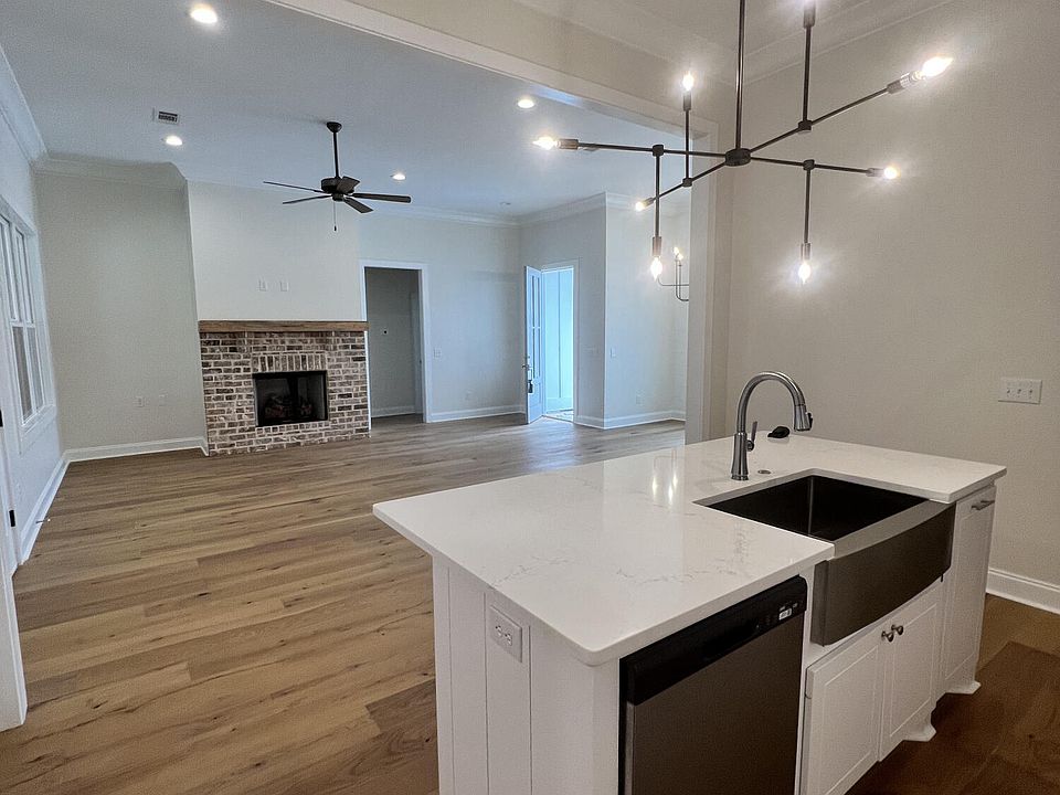 174 Sweetbriar Cir, Canton, MS 39046 Zillow