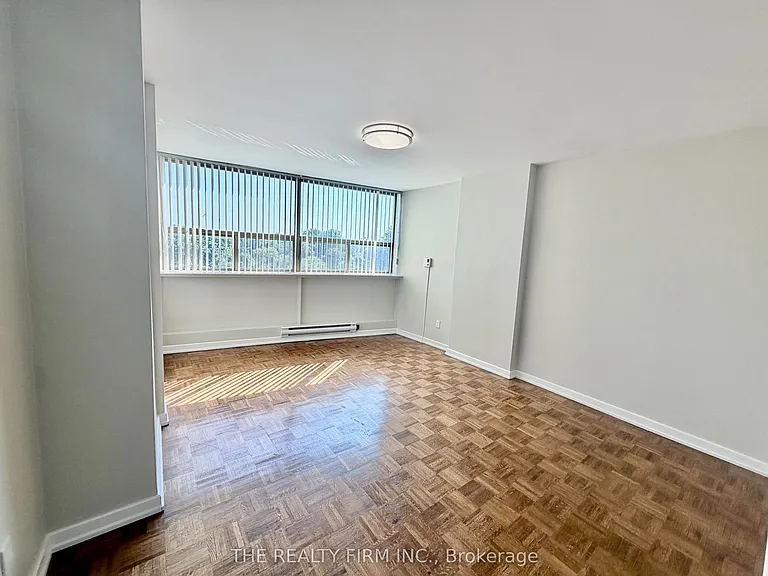 1209 Richmond St #703 — Photo 9