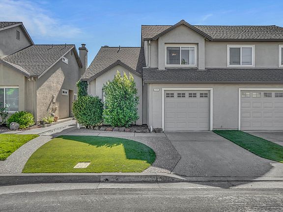 2nd image of 2154 Alexander Way