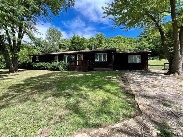 17522 State Highway 100 W, Grafton, IL 62037