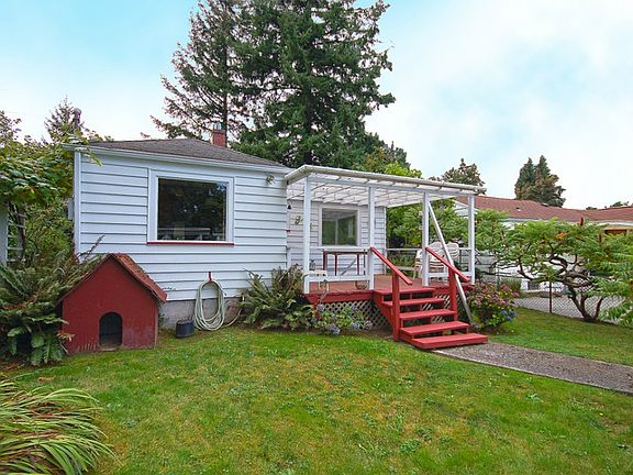 5th image of 12338 1st Ave NE