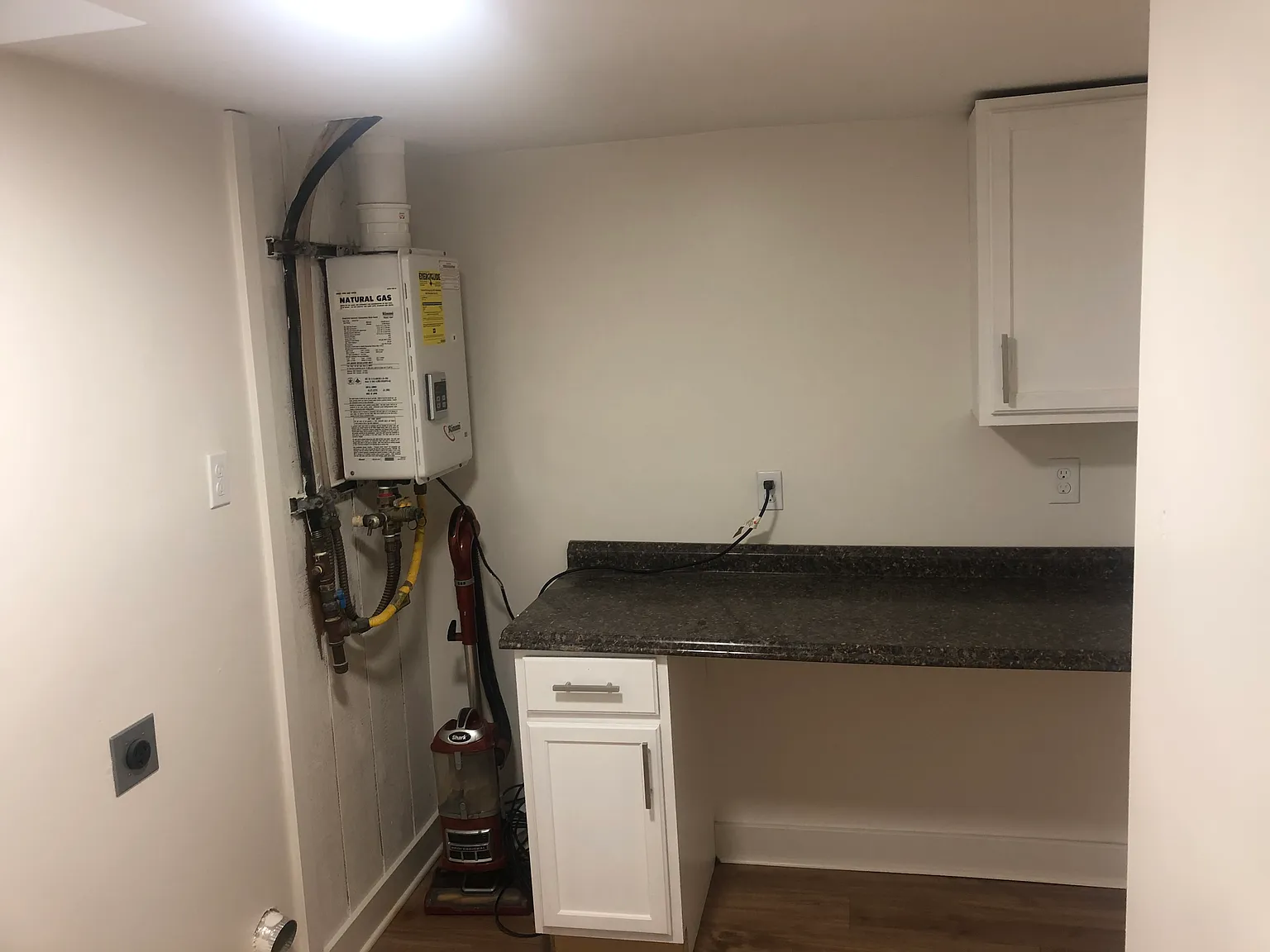 4 bed, 2056 sqft, $950 — Photo 1