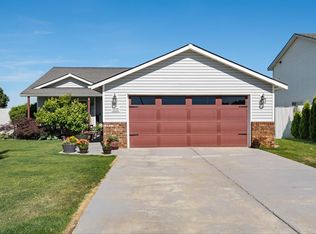 1203 N Beech Ave, Pasco, WA 99301