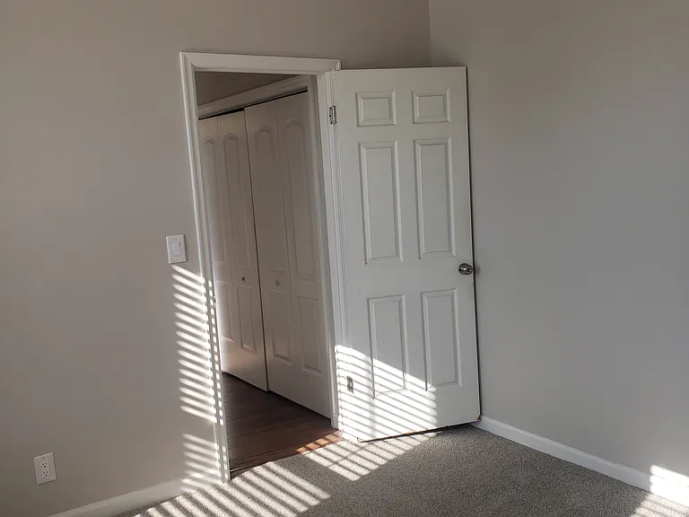 2342 S Grand Blvd #304 — Photo 6