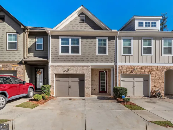 2240 Triple Crown Ln, Lithonia, GA 30058