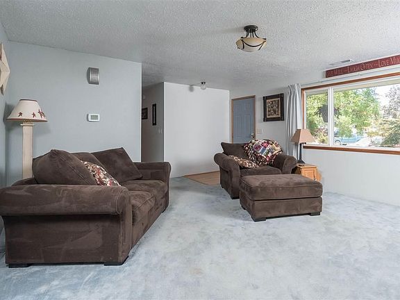 4th image of 8407 W Falls Pl
