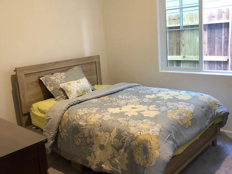 1217 Rojo St #4 — Photo 5
