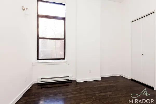 Rented by Mirador Real Estate | media 22