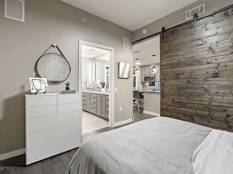 1212 Laurel St #2114 — Photo 11