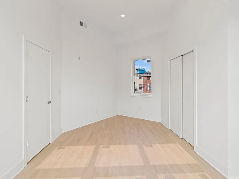 Nova Commons - 3952 Lancaster Avenue — Photo 28