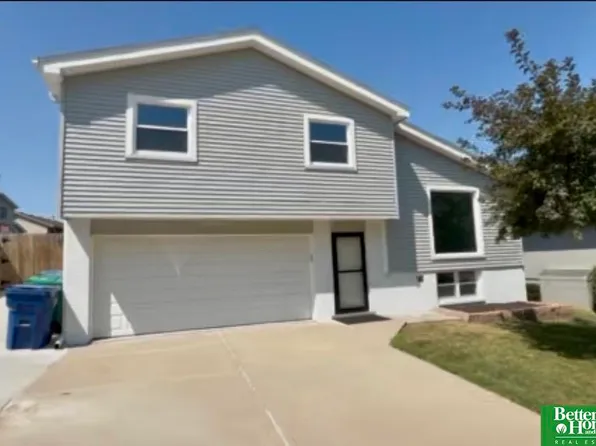 7108 S 128th St, La Vista, NE 68138