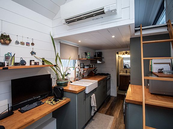 4th image of 123 Harvey Rd