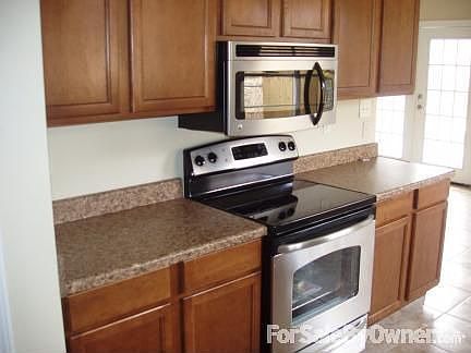 4th image of 7718 Tricia Ct
