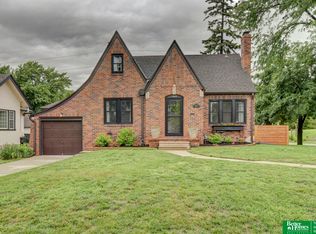 5702 Marcy St, Omaha, NE 68106