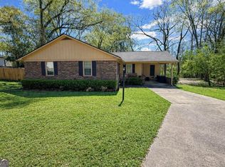 681 Forest Lake Dr N, Macon, GA 31210