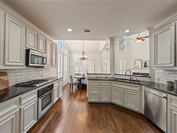 2nd image of 1250 Seamist Dr