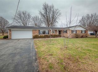 1040 E Broadway St, Ingalls, IN 46048