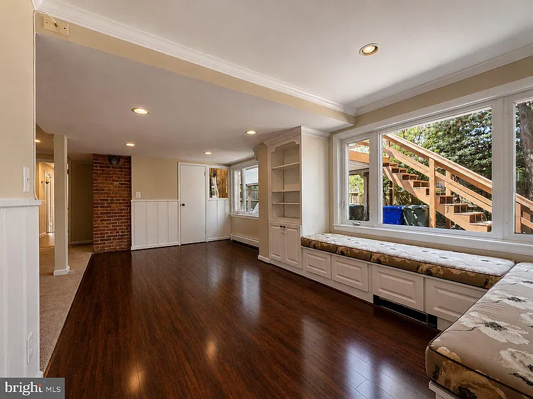 2512 N Kenilworth St — Photo 21