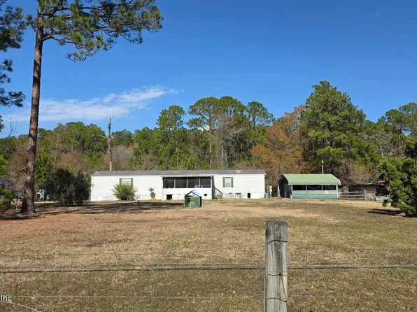 16517 VILLAGE GREEN Drive N, Jacksonville, FL 32234