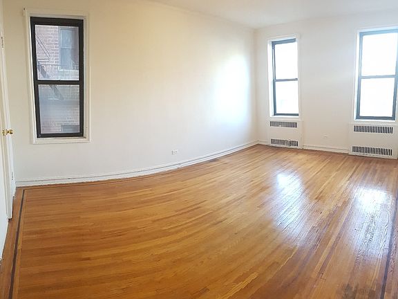 5th image of 181 Hawthorne St APT 4D