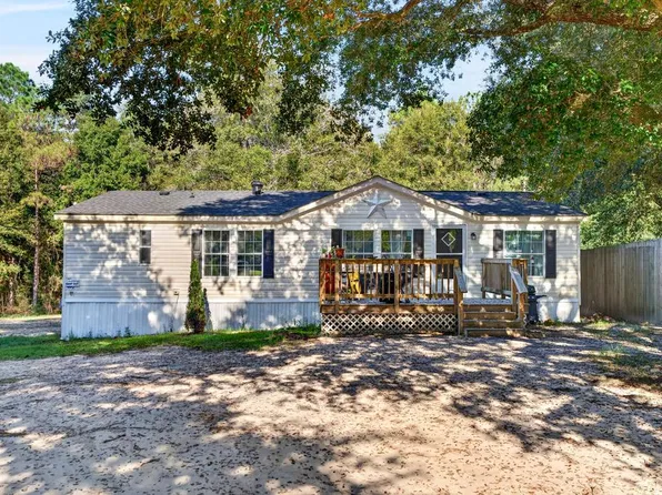 25909 Long Vue Dr, Picayune, MS 39466
