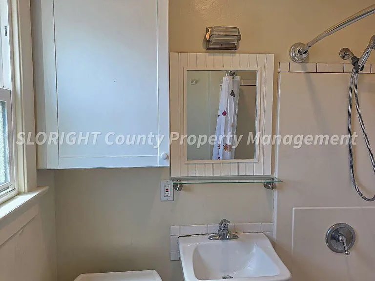 1545 S 13th St — Photo 9