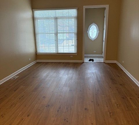3rd image of 1250 S Falcon Dr