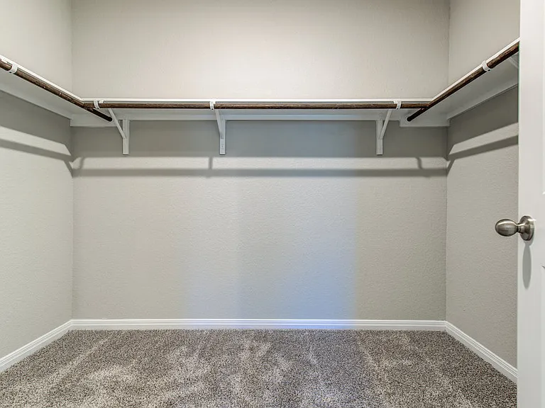 14513 Heartland Dr — Photo 12