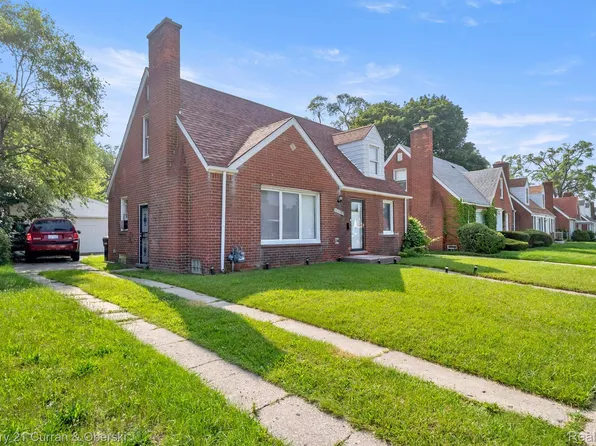 18482 Hubbell St, Detroit, MI 48235