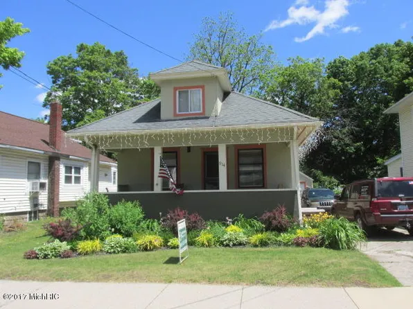 914 Westmoreland Ave, Lansing, MI 48915
