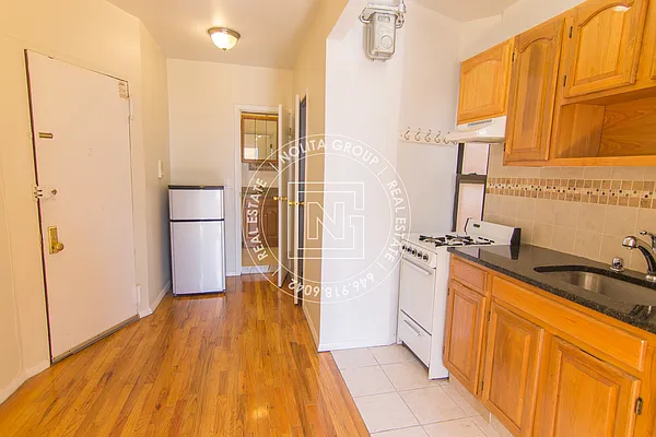 Rented by Nolita Group | media 3