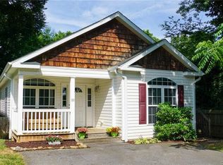 10 Bear Creek Dr, Asheville, NC 28806
