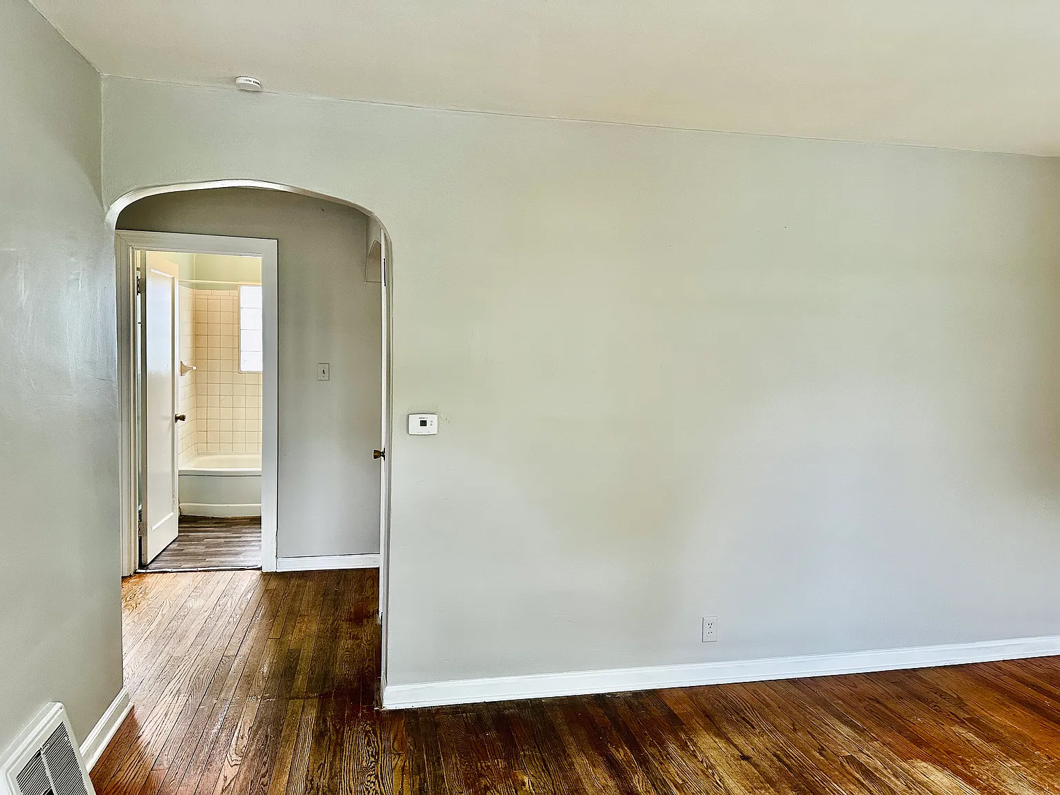 2 bed, 756 sqft, $725 — Photo 3