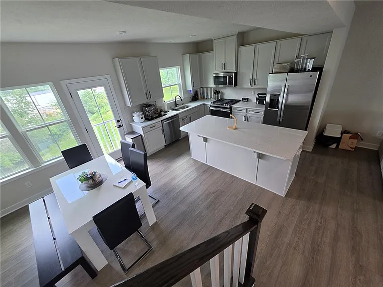 120 Crown St — Photo 21