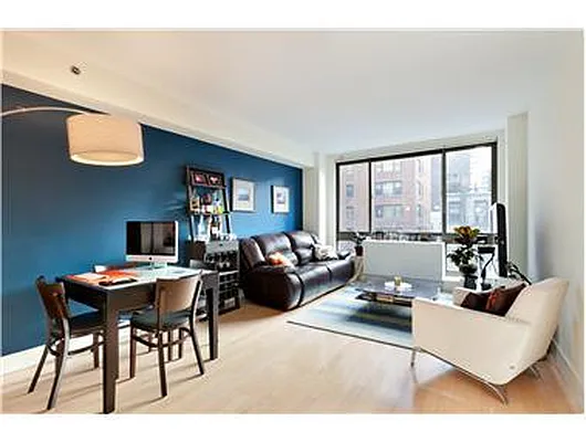 Rented by Douglas Elliman | media 33