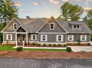 912 Lazy River Ln, Ellijay, GA 30536