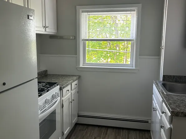11 Prospect Sq APT 2, Gloucester, MA 01930