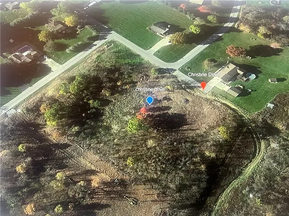 406 Christine Dr, Edinburg, PA 16116