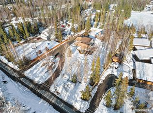 9441 Elmore Rd, Anchorage, AK 99507