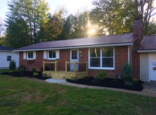 8670 Elizabeth Pkwy, Eden, NY 14057