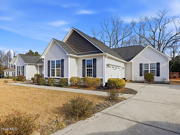 2nd image of 210 Kingsmill Drive
