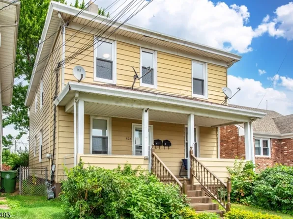 424 Miltonia St, Linden City, NJ 07036