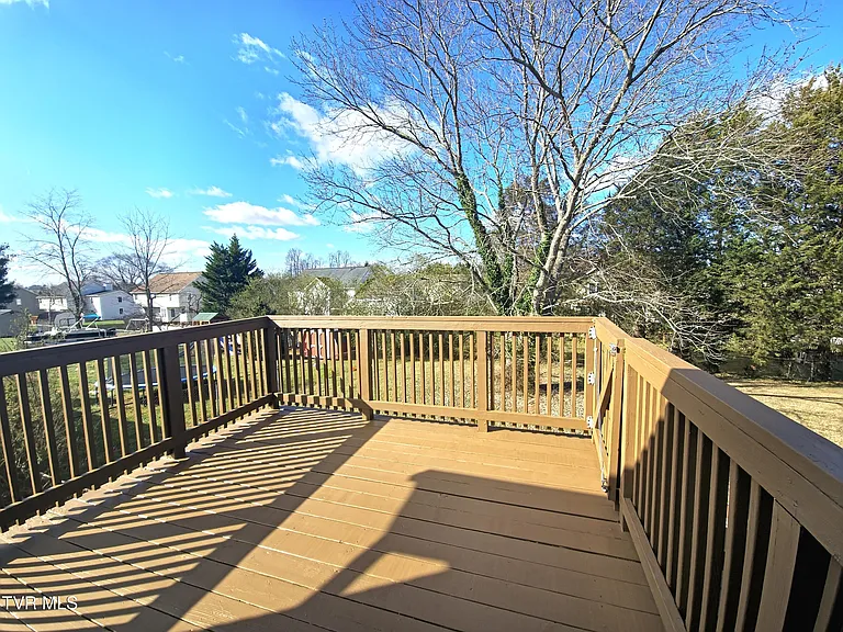 2910 Newbern Dr — Photo 8