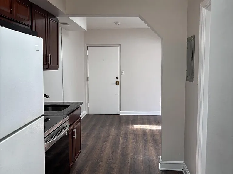 4608 Hillside Rd SE #3 — Photo 6