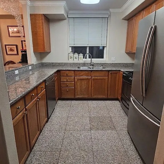 1049 S Hobart Blvd #305 — Photo 4
