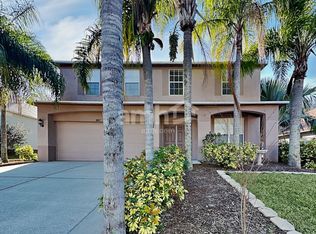 607 Grand Canyon Dr, Valrico, FL 33594