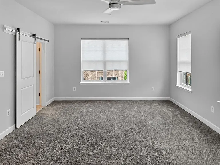 612 Leigh Way — Photo 38